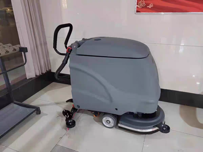 手推式洗地机